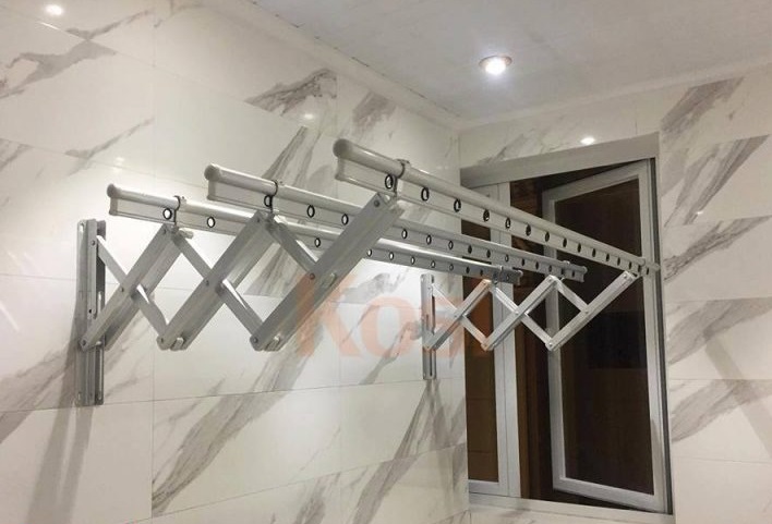 gian-phoi-keo-ngang-gan-tuong-2